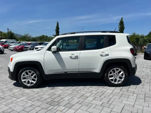 Jeep Renegade 1.6 mjt Longitude fwd 120cv my16 - Immagine 4
