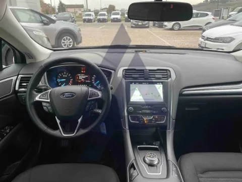 Ford Mondeo SW 2.0 ecoblue Titanium Business s&s 150cv auto my19.5 - Immagine 15