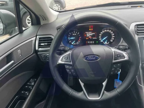 Ford Mondeo SW 2.0 ecoblue Titanium Business s&s 150cv auto my19.5 - Immagine 16