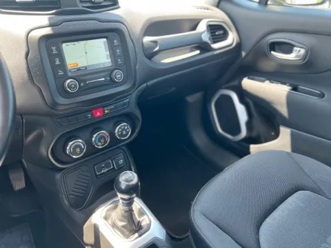 Jeep Renegade 1.6 mjt Longitude fwd 120cv my16 - Immagine 11