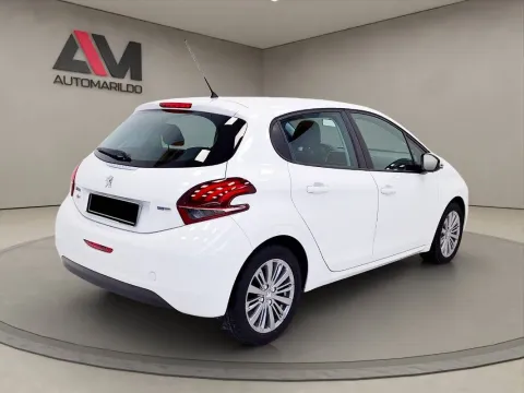 Peugeot 208 5p 1.2 puretech Active s&s 82cv neopatentati - Immagine 4