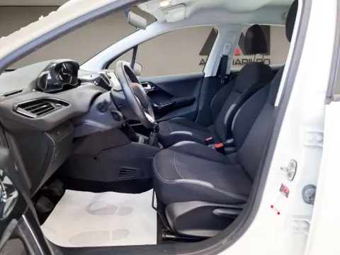 Peugeot 208 5p 1.2 puretech Active s&s 82cv neopatentati - Immagine 7