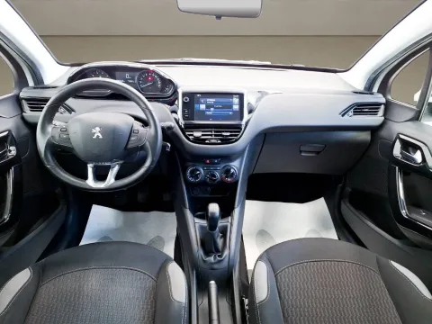 Peugeot 208 5p 1.2 puretech Active s&s 82cv neopatentati - Immagine 9