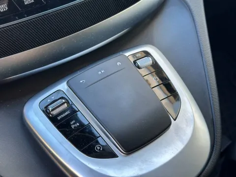 Mercedes V Long 250 d Exclusive auto - Immagine 31