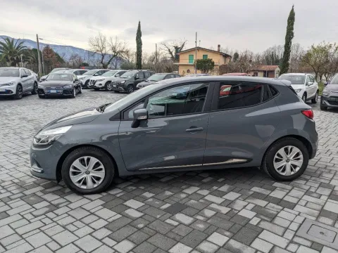 Renault Clio 1.5 dci energy Business 90cv - Immagine 3