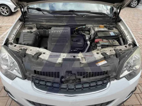 Opel Antara 2.4 16v Cosmo 4wd 167cv - Immagine 4
