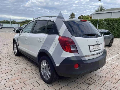 Opel Antara 2.4 16v Cosmo 4wd 167cv - Immagine 5