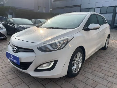Hyundai i30 Wagon 1.6 crdi Comfort 110cv - Immagine 1