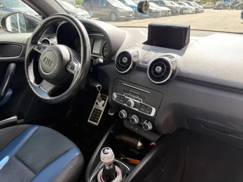 Audi A1 Sportback 1.4 tdi Sport - Immagine 11