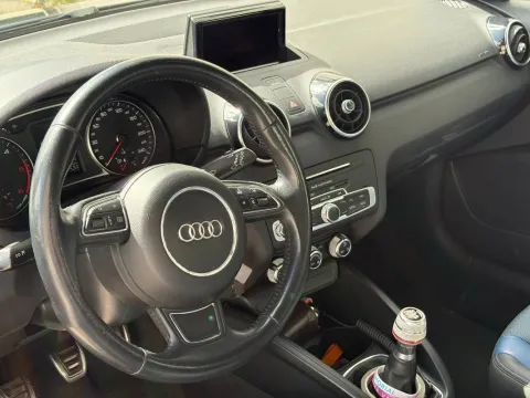 Audi A1 Sportback 1.4 tdi Sport - Immagine 15