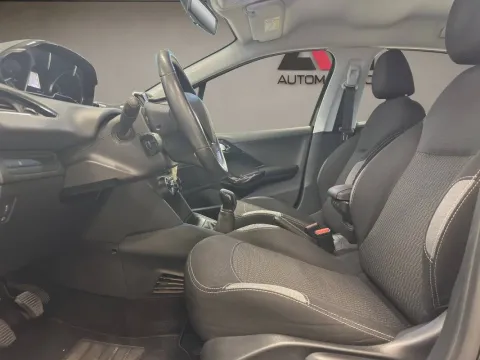 Peugeot 208 5p 1.2 puretech Active 82cv - Immagine 9