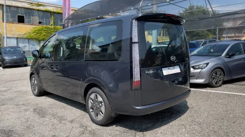 Hyundai Staria 1.6 hev Wagon 2wd auto - Immagine 4