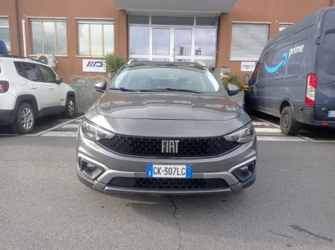 Fiat Tipo SW 1.5 t4 hybrid Cross 130cv dct - Immagine 1
