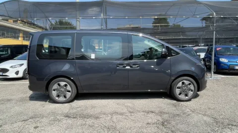 Hyundai Staria 1.6 hev Wagon 2wd auto - Immagine 13