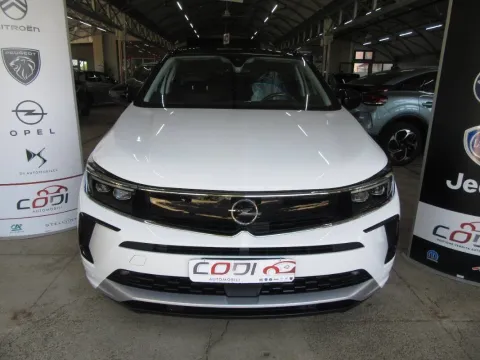 Opel Grandland 1.5 ecotec Ultimate s&s 130cv at8 - Immagine 3