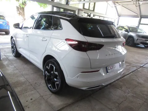 Opel Grandland 1.5 ecotec Ultimate s&s 130cv at8 - Immagine 5