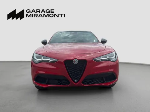 Alfa Romeo Stelvio 2.2 t Veloce Q4 210cv auto - Immagine 2