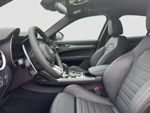 Alfa Romeo Stelvio 2.2 t Veloce Q4 210cv auto - Immagine 9