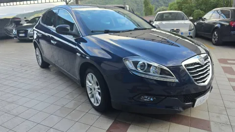 Lancia Delta 1.6 mjt Platino 120cv dpf - Immagine 1