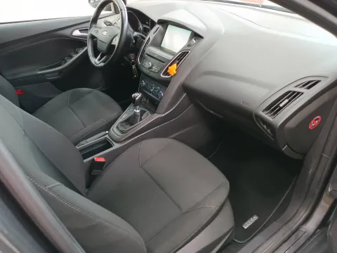 Ford Focus 5p 1.5 tdci Business s&s 95cv - Immagine 14