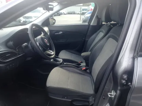 Fiat Tipo SW 1.5 t4 hybrid Cross 130cv dct - Immagine 10