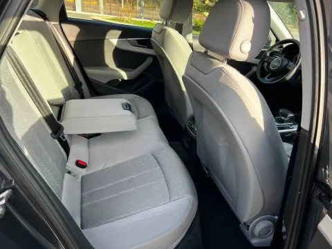 Audi A4 Avant 45 3.0 tdi Business Advanced quattro 231cv tiptronic - Immagine 18