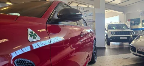 Alfa Romeo Giulia 2.9 V6 Quadrifoglio 510cv auto - Immagine 8