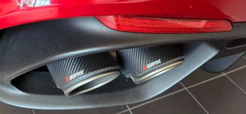 Alfa Romeo Giulia 2.9 V6 Quadrifoglio 510cv auto - Immagine 11