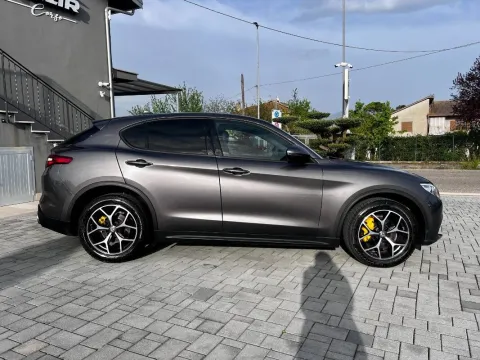 Alfa Romeo Stelvio 2.0 t Executive Q4 200cv auto - Immagine 8