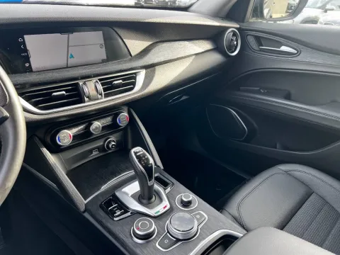 Alfa Romeo Stelvio 2.0 t Executive Q4 200cv auto - Immagine 11