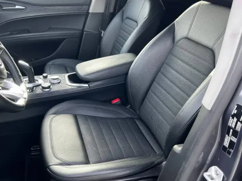 Alfa Romeo Stelvio 2.0 t Executive Q4 200cv auto - Immagine 15