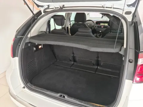 Citroen C4 Picasso 1.6 hdi Business 110cv - Immagine 17