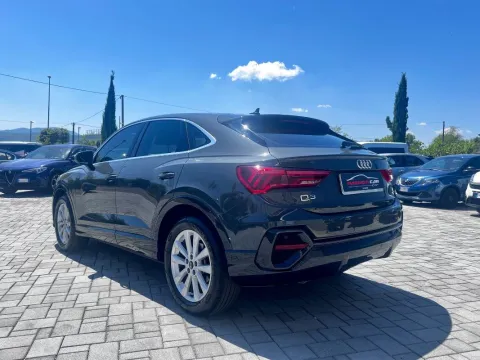 Audi Q3 Sportback 35 2.0 tdi Business Plus quattro s-tronic - Immagine 5