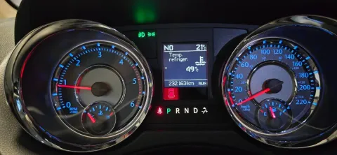 Lancia Voyager 2.8L Platinum 178cv auto - Immagine 37