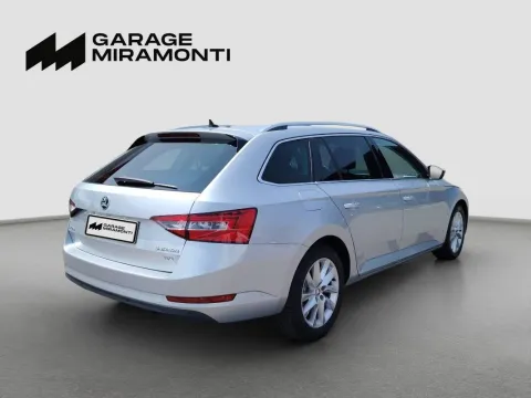 Skoda Superb Wagon 2.0 tdi Executive 4x4 190cv dsg 7m - Immagine 6