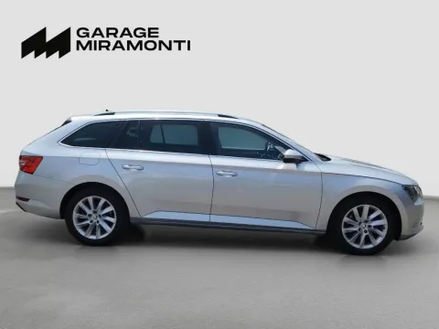 Skoda Superb Wagon 2.0 tdi Executive 4x4 190cv dsg 7m - Immagine 7