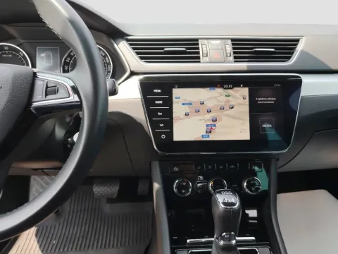 Skoda Superb Wagon 2.0 tdi Executive 4x4 190cv dsg 7m - Immagine 15