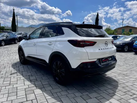 Opel Grandland 1.5 ecotec GS Line s&s 130cv at8 - Immagine 5