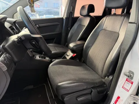 Chevrolet Captiva 2.0 vcdi 16v 2rm 127cv - Immagine 9