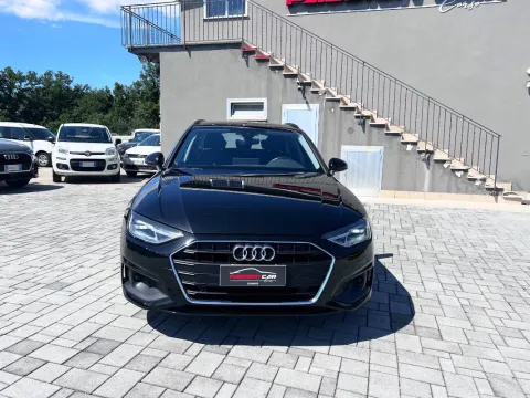 Audi A4 Avant 30 2.0 tdi mhev Business 136cv s-tronic - Immagine 2
