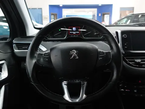 Peugeot 2008 1.5 bluehdi Allure s&s 100cv 5marce - Immagine 14