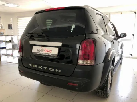 Ssangyong Rexton 2.7 xdi Premium2 - Immagine 4