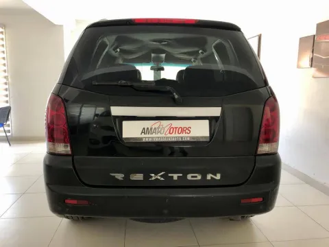 Ssangyong Rexton 2.7 xdi Premium2 - Immagine 5