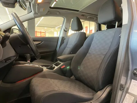 Nissan Qashqai 1.2 dig-t 360 115cv xtronic E6 - Immagine 12