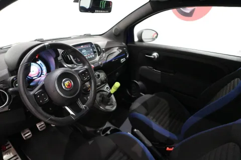 Abarth 595 1.4 t-jet Monster Energy Yamaha 165cv - Immagine 8