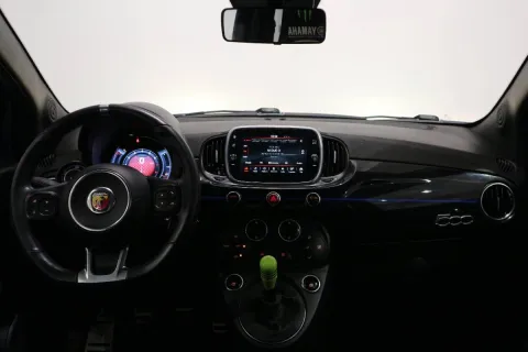 Abarth 595 1.4 t-jet Monster Energy Yamaha 165cv - Immagine 21