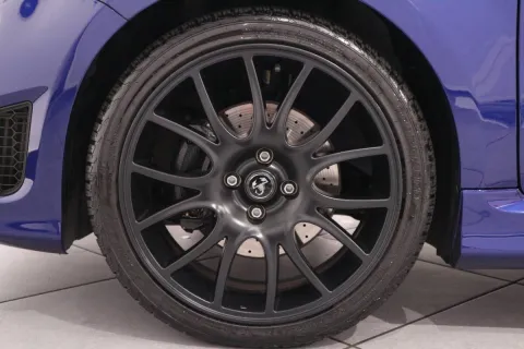 Abarth 595 1.4 t-jet Monster Energy Yamaha 165cv - Immagine 32