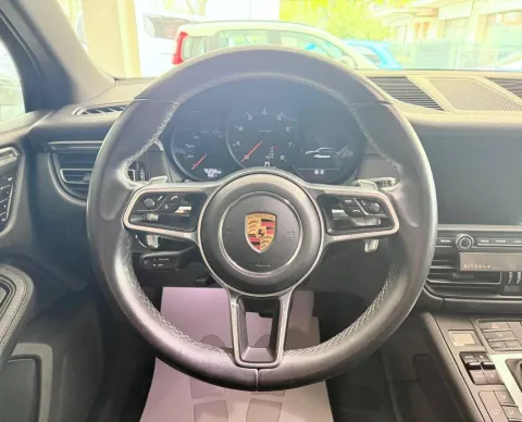 Porsche Macan 2.0 245cv pdk - Immagine 13