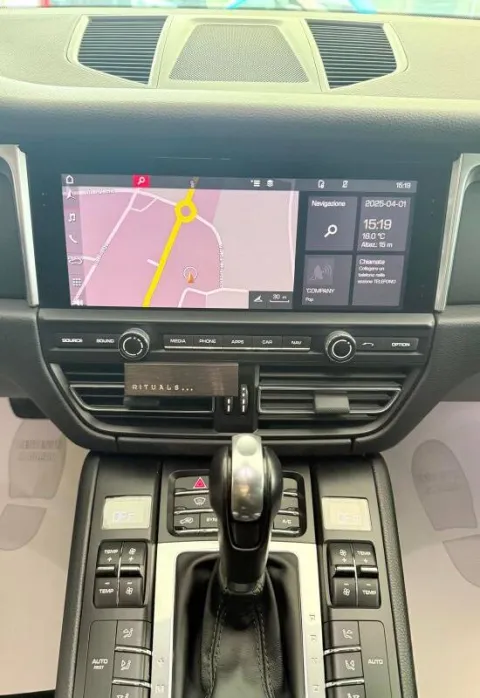 Porsche Macan 2.0 245cv pdk - Immagine 14