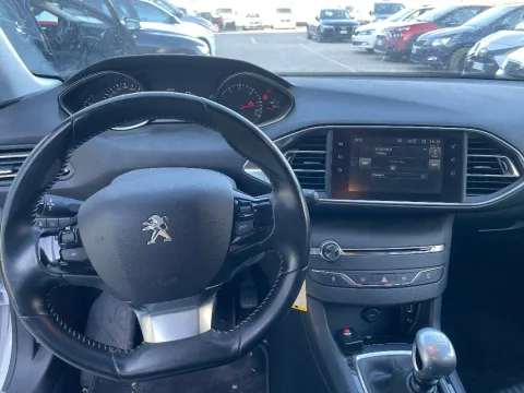 Peugeot 308 SW 1.6 bluehdi Active s&s 120cv - Immagine 16